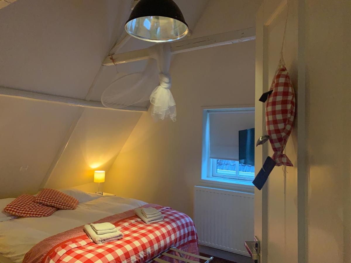 De Thuiskamer In Grou Als B&B Of Vakantiehuis Eksteriør billede
