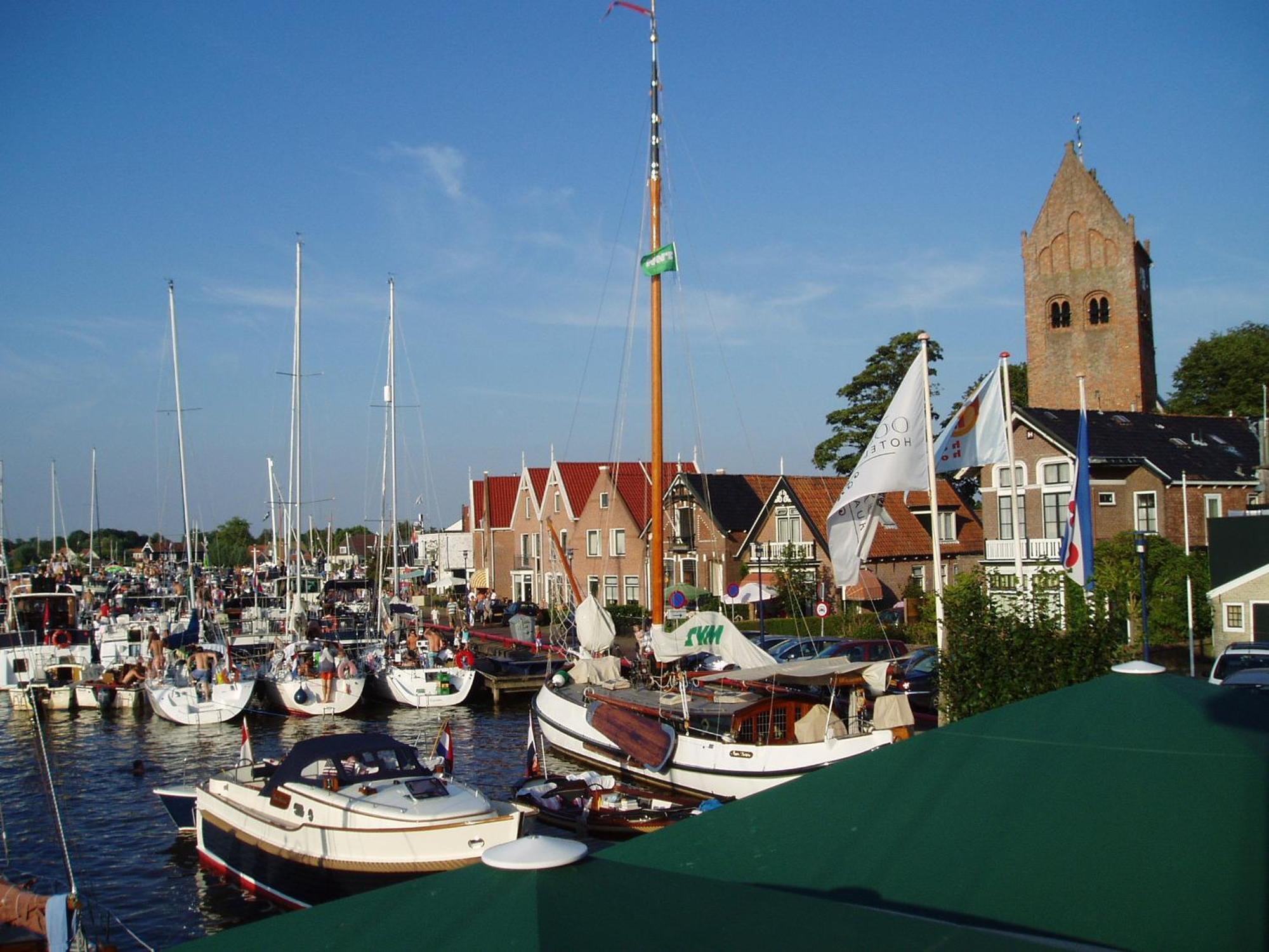 De Thuiskamer In Grou Als B&B Of Vakantiehuis Eksteriør billede