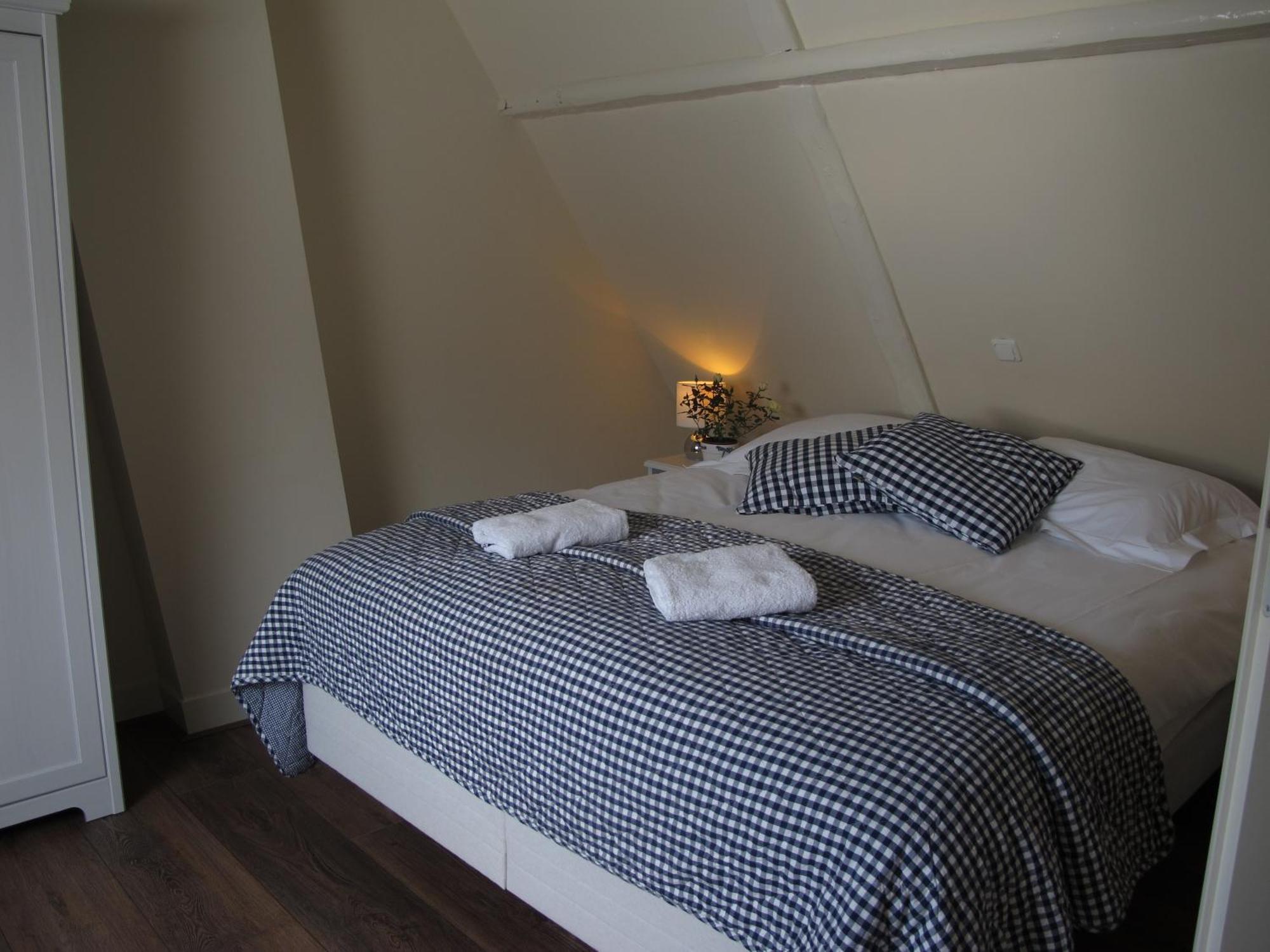 De Thuiskamer In Grou Als B&B Of Vakantiehuis Eksteriør billede